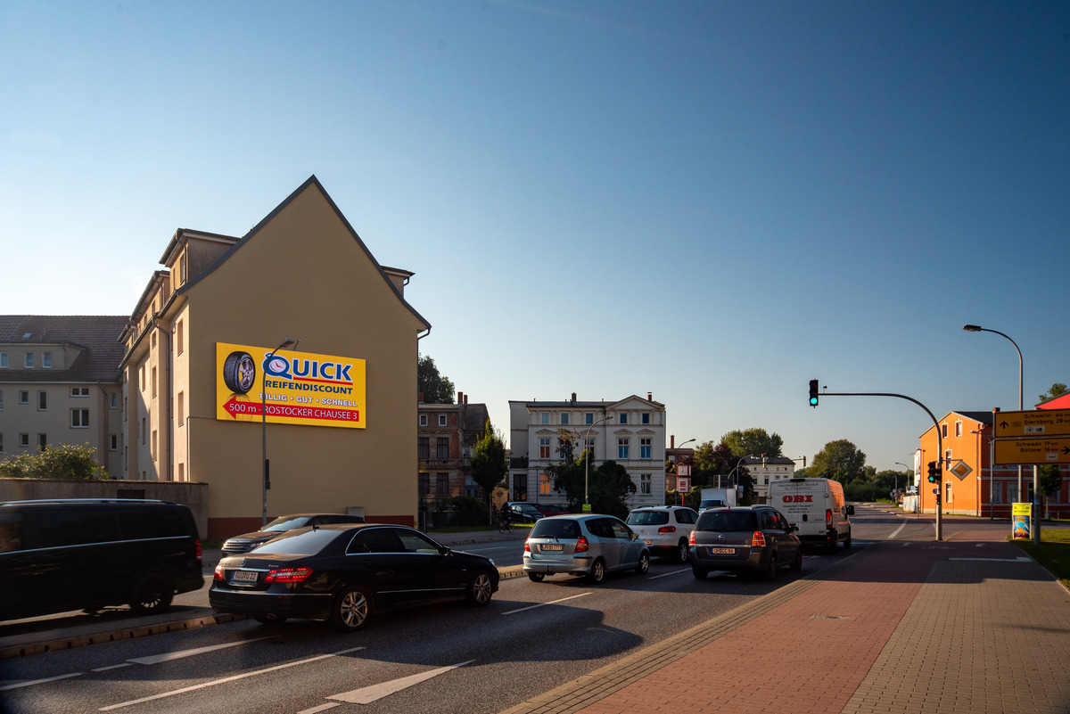 LED-Videowand Güstrow bei Tag